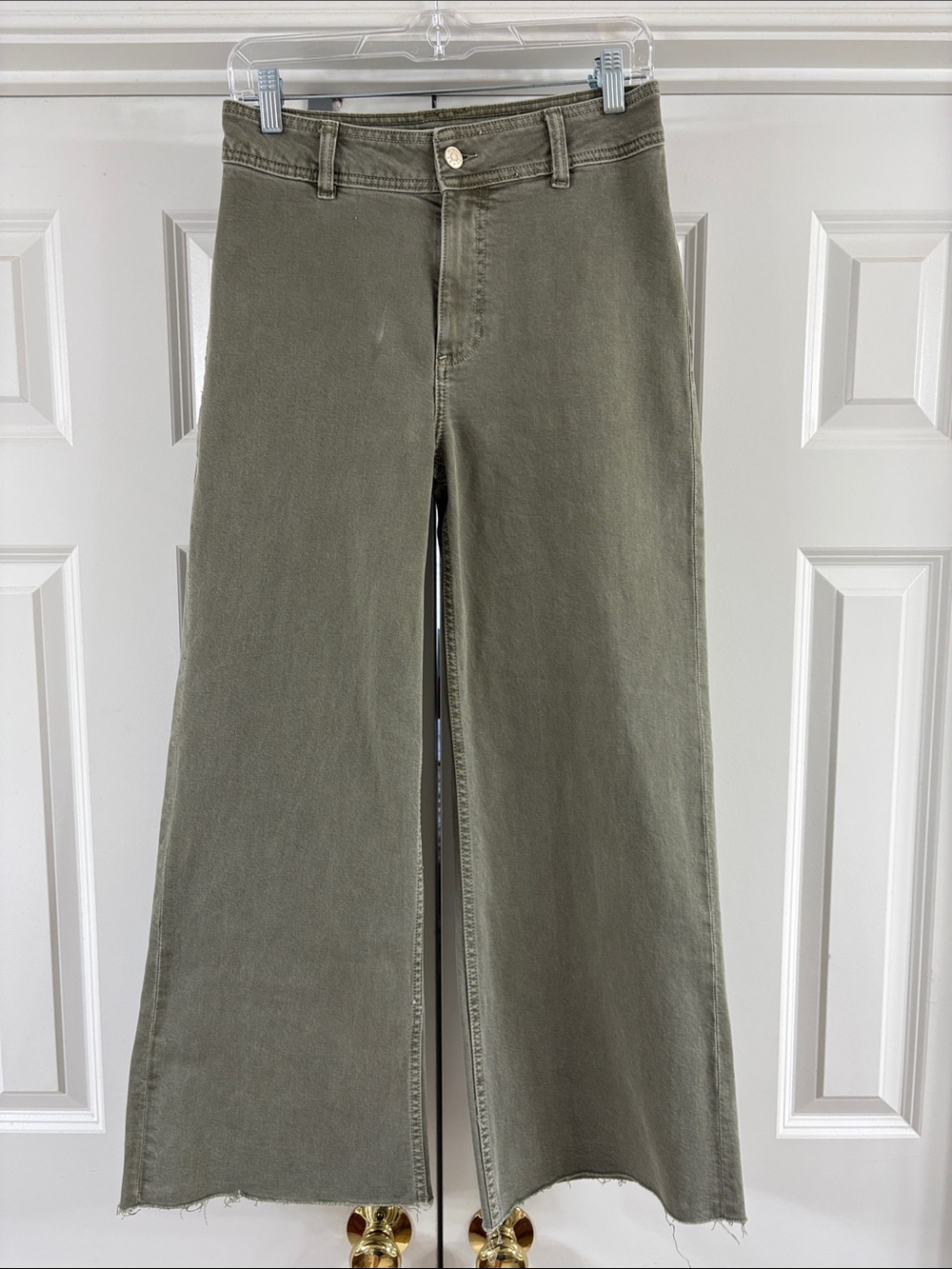 Mango MNG Catherine Culotte Jeans. Light Green Color. Size 36/4.
